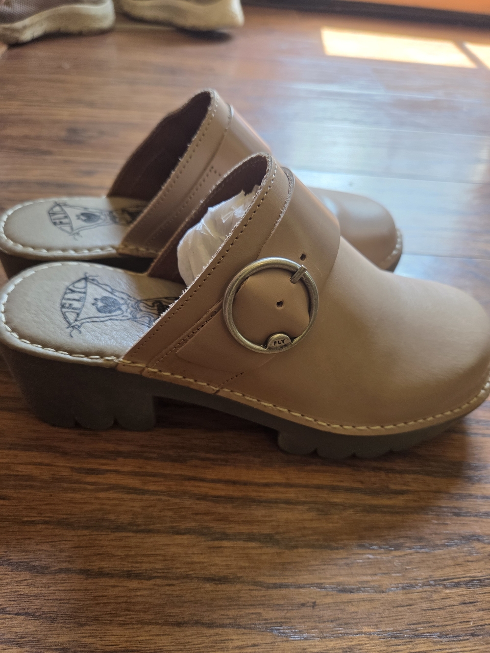 FLY LONDON Clogs Made In Portugal Size 36 All Leather